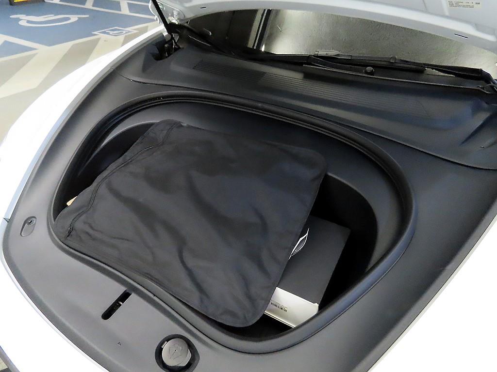 Tesla Model 3 AWD 퍼포먼스 - 19