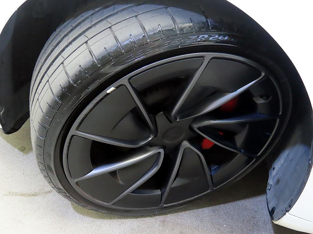 Tesla Model 3 AWD 퍼포먼스 - 20