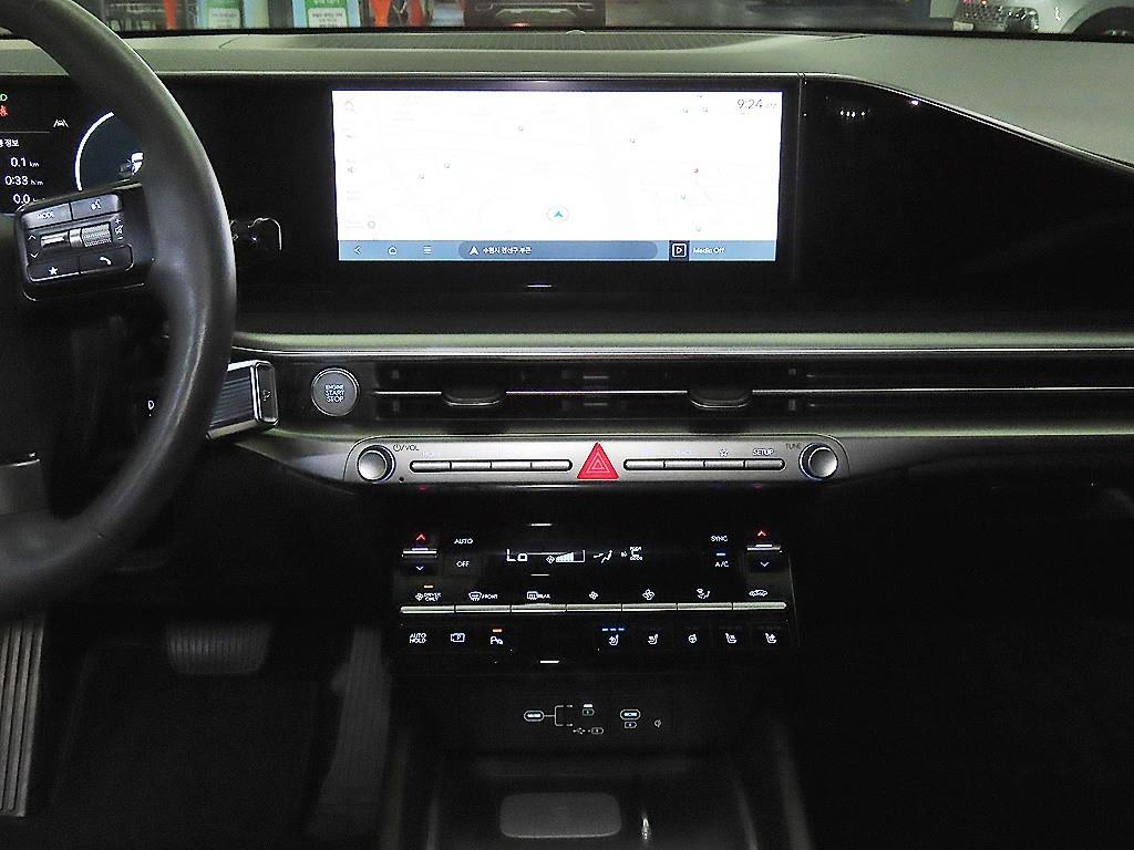 Hyundai Grandeur Hybrid (GN7) 1.6 HEV 프리미엄 - 11