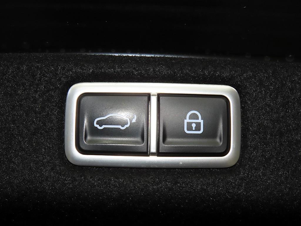 Hyundai Grandeur Hybrid (GN7) 1.6 HEV 프리미엄 - 16