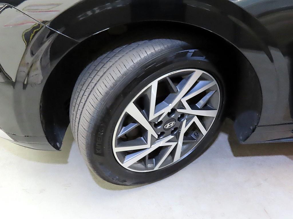 Hyundai Grandeur Hybrid (GN7) 1.6 HEV 프리미엄 - 20
