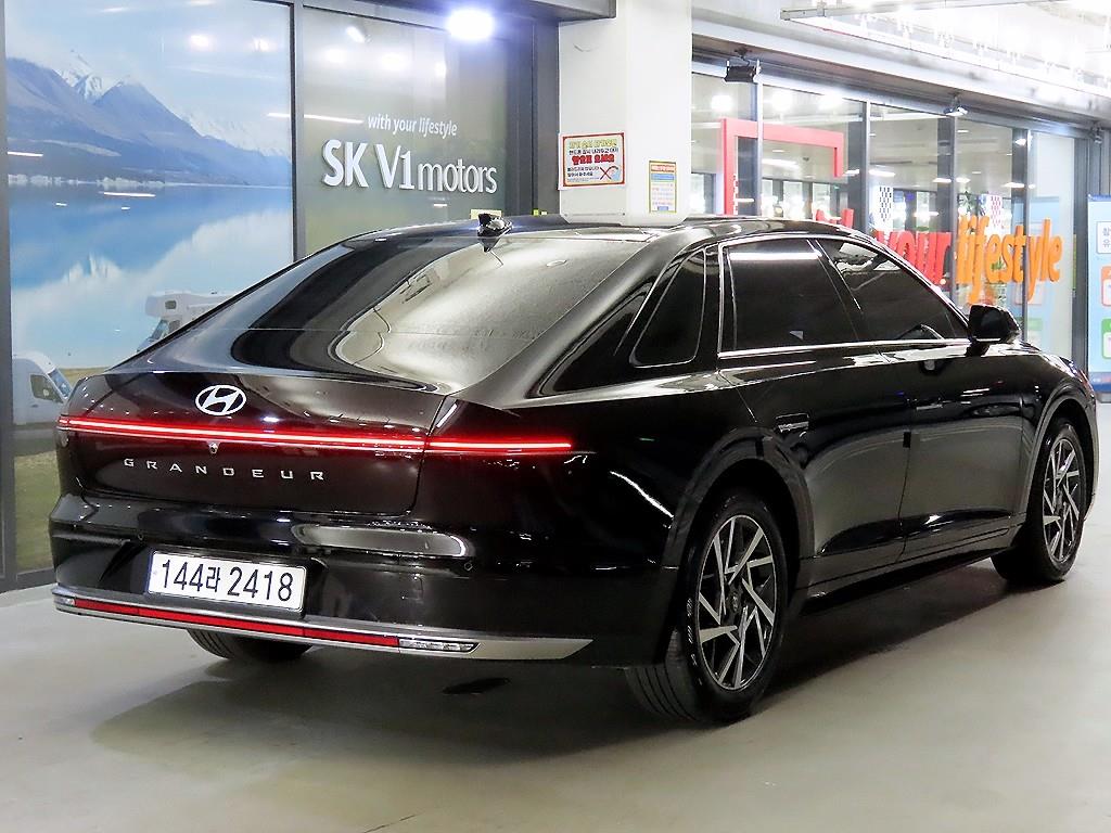 Hyundai Grandeur Hybrid (GN7) 1.6 HEV 프리미엄 - 4