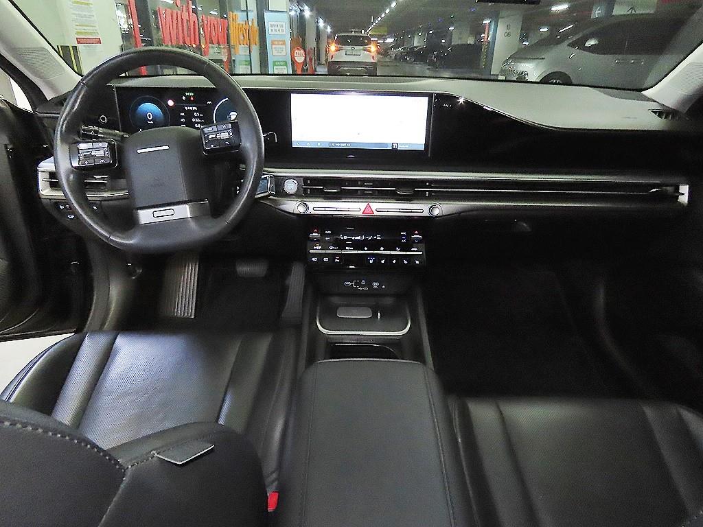 Hyundai Grandeur Hybrid (GN7) 1.6 HEV 프리미엄 - 10