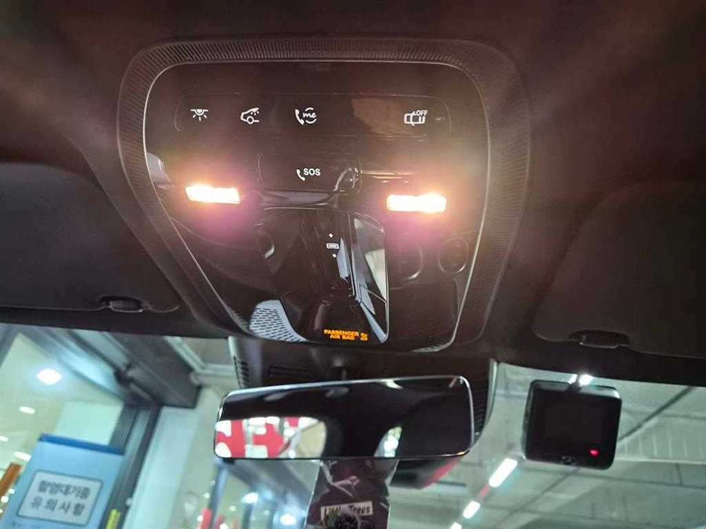 Mercedes-Benz GLC클래스(2세대) GLC 300 4매틱 쿠페 - 14