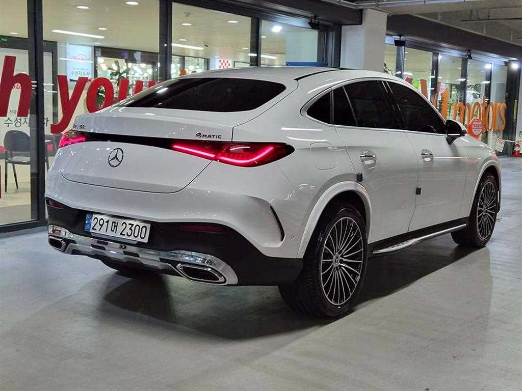 Mercedes-Benz GLC클래스(2세대) GLC 300 4매틱 쿠페 - 4