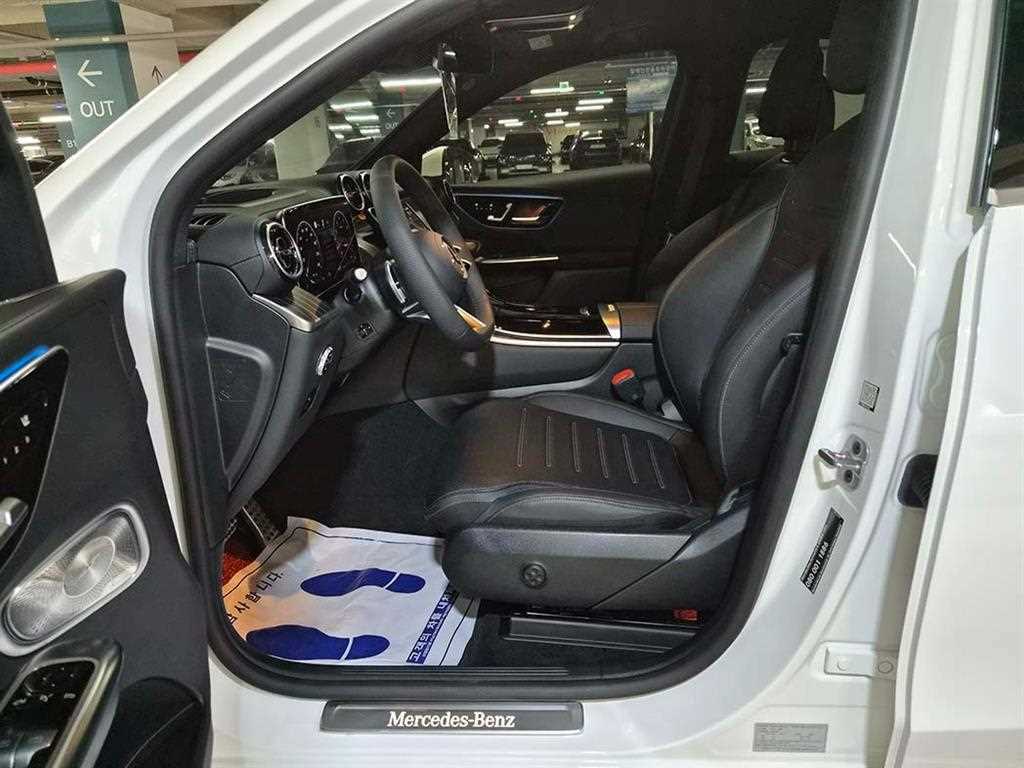 Mercedes-Benz GLC클래스(2세대) GLC 300 4매틱 쿠페 - 6