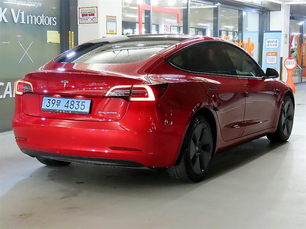 테슬라 모델 3 AWD 롱 레인지 - 4