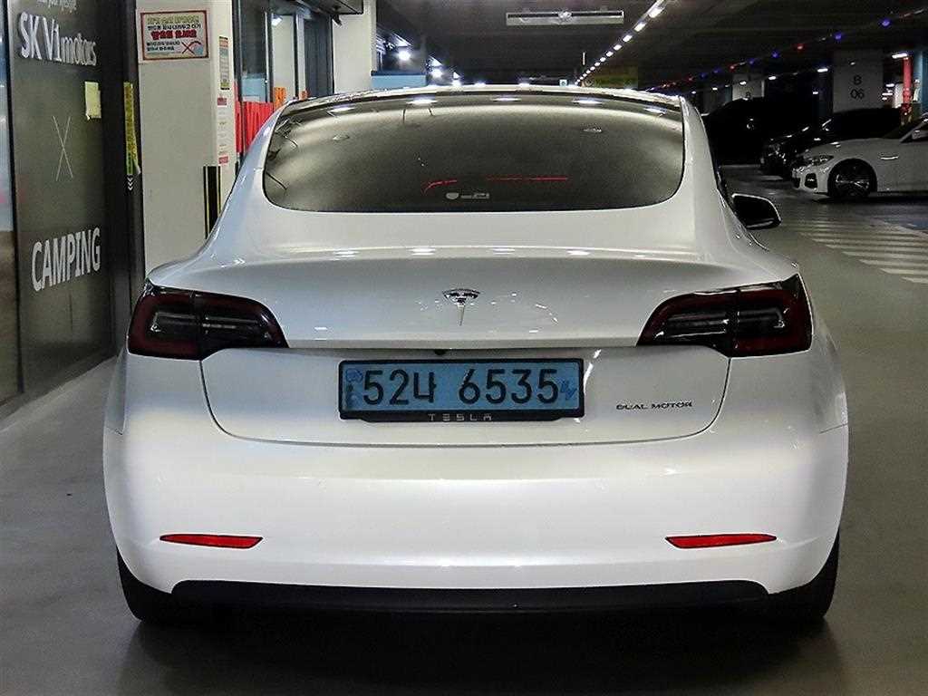 Tesla Model 3 AWD 롱 레인지 - 5