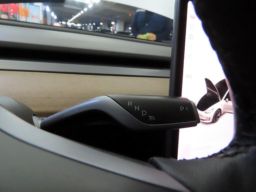 테슬라 모델 3 AWD 롱 레인지 - 12