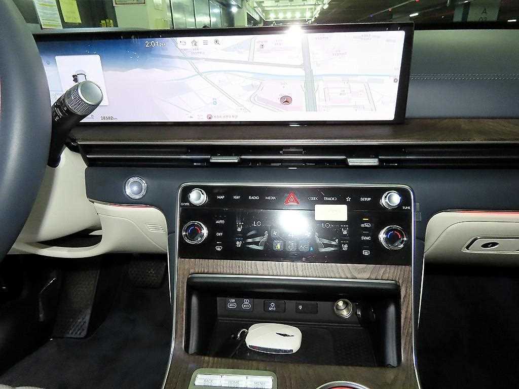 제네시스 뉴 GV80 2.5 가솔린 AWD 기본형 - 11