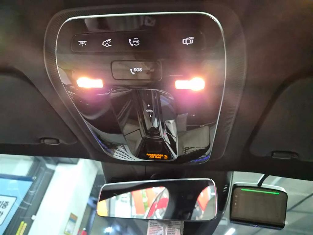 벤츠 E클래스(6세대) E300 4매틱 AMG 라인 - 17