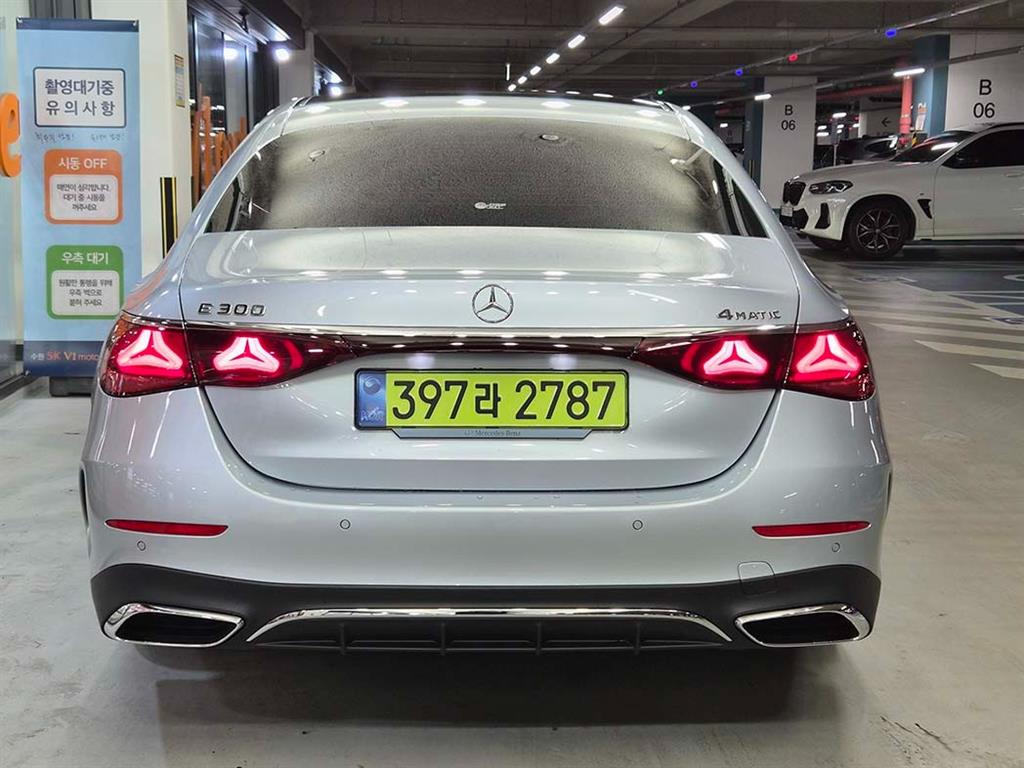벤츠 E클래스(6세대) E300 4매틱 AMG 라인 - 5