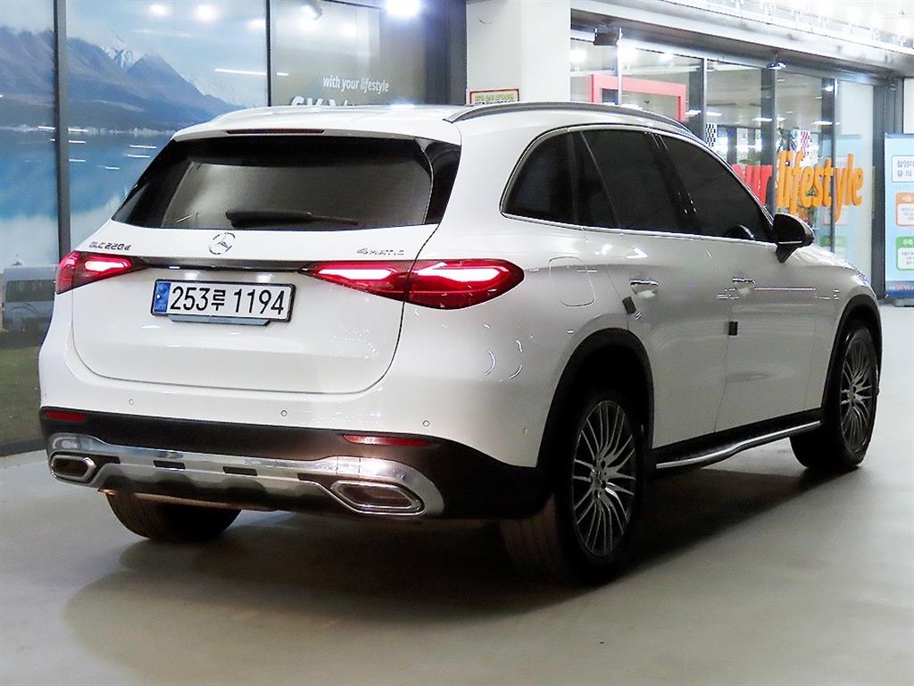 벤츠 GLC클래스(2세대) GLC 220d 4매틱 - 4