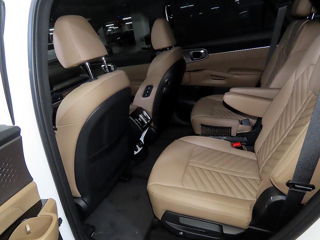 기아 더 뉴 쏘렌토 4세대 하이브리드 1.6 HEV 4WD 시그니처 - 7