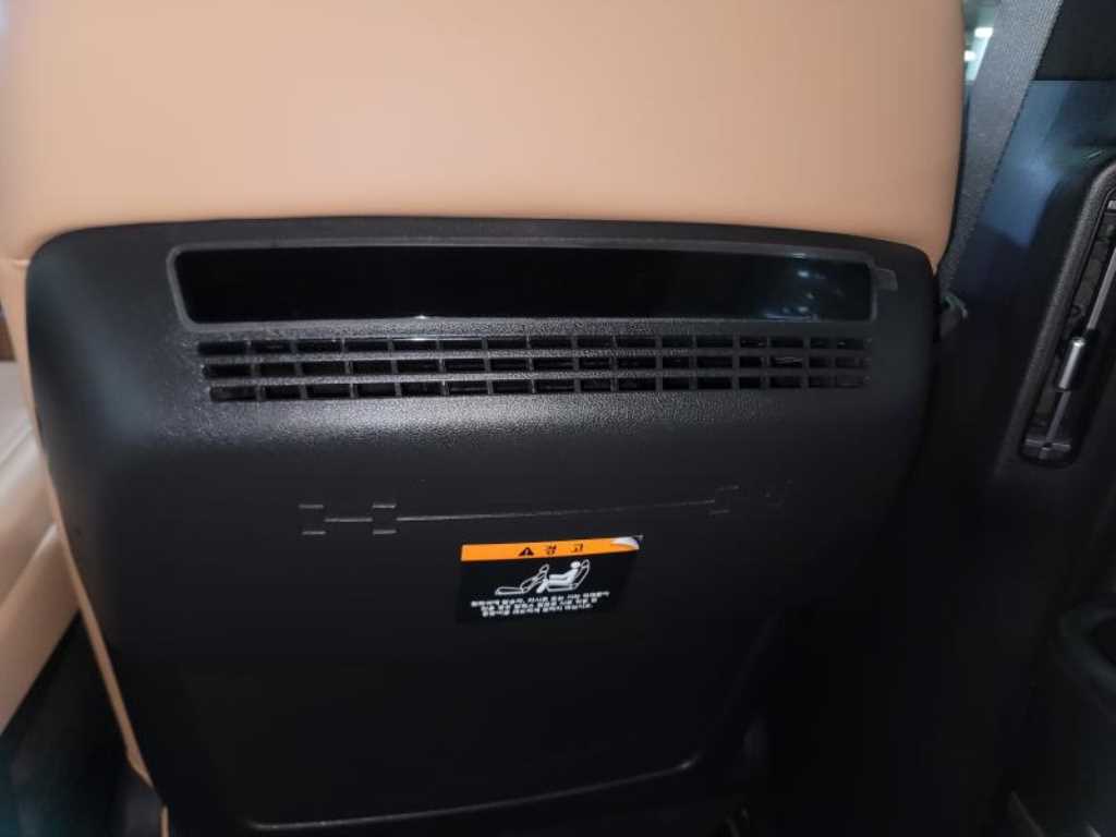 Hyundai Santa Fe Hybrid MX5 1.6 HEV 2WD 캘리그래피 - 11