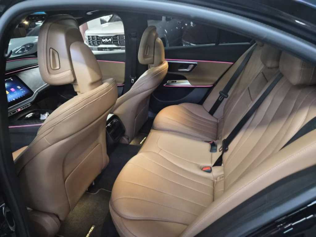 벤츠 E클래스(6세대) E200 AMG 라인 - 8