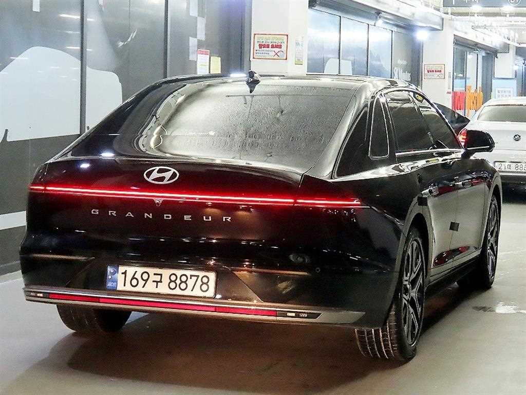 Hyundai Grandeur Hybrid (GN7) 1.6 HEV 익스클루시브 - 4