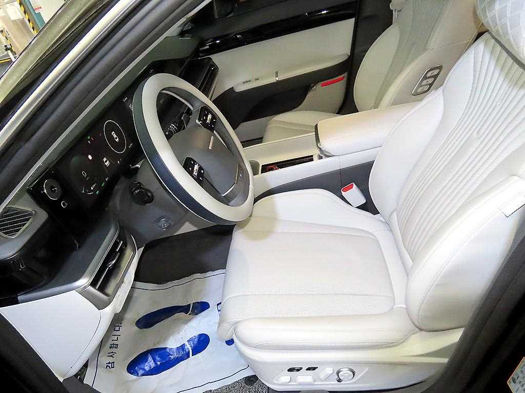 Hyundai Grandeur Hybrid (GN7) 1.6 HEV 익스클루시브 - 6