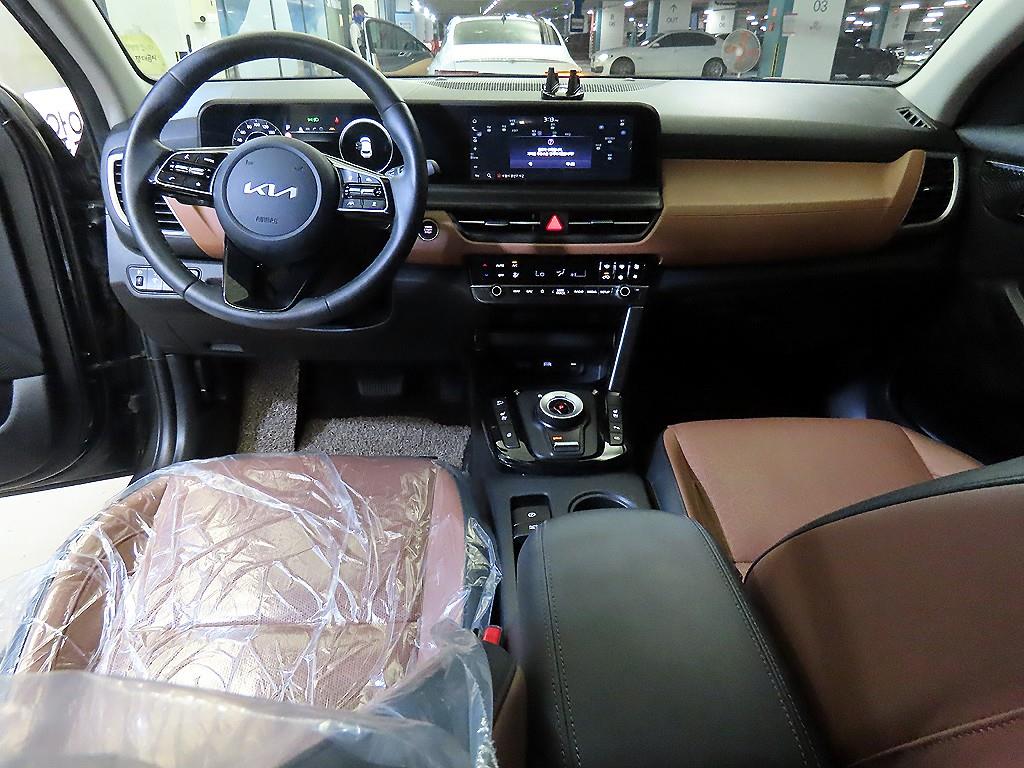 기아 더 뉴 셀토스 2.0 가솔린 2WD 시그니처 - 10