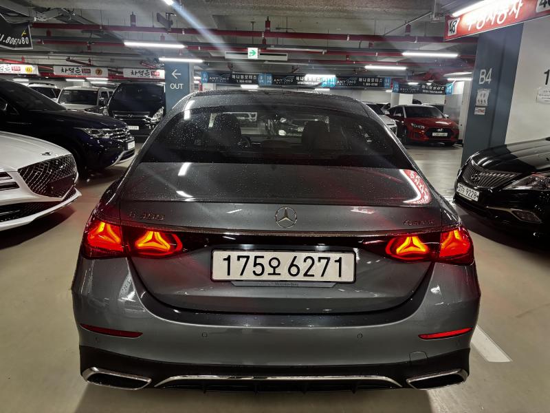 Mercedes-Benz E클래스(6세대) E300 4매틱 AMG 라인 - 6