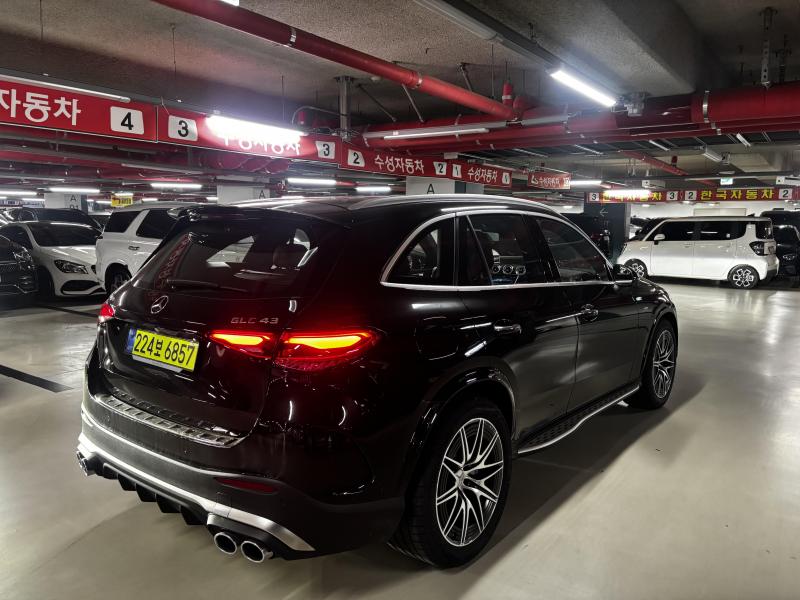 벤츠 GLC클래스(2세대) GLC 43 AMG 4매틱 - 4