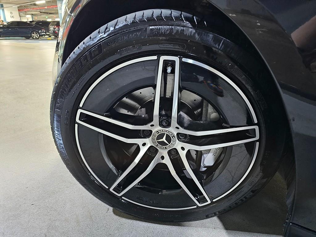 벤츠 E클래스(6세대) E300 4매틱 AMG 라인 - 19