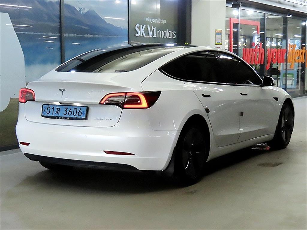 Tesla Model 3 AWD 롱 레인지 - 5