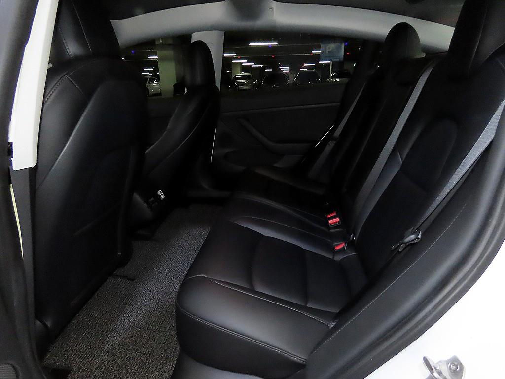 Tesla Model 3 AWD 롱 레인지 - 7