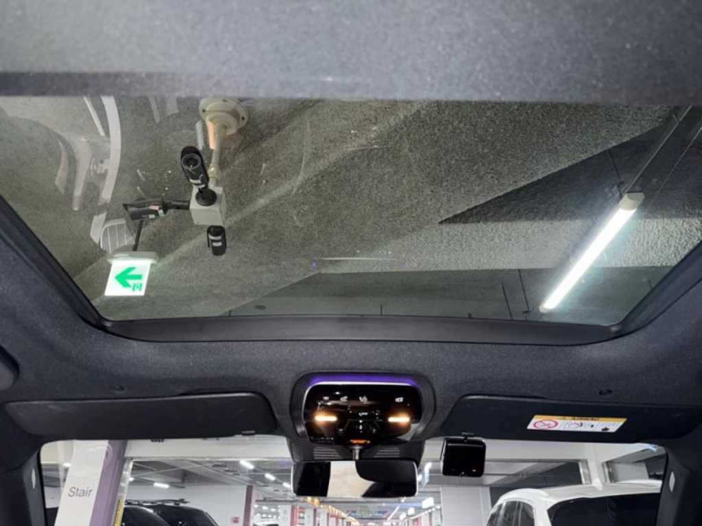 Mercedes-Benz GLC클래스(2세대) GLC 300 4매틱 AMG 라인 - 13
