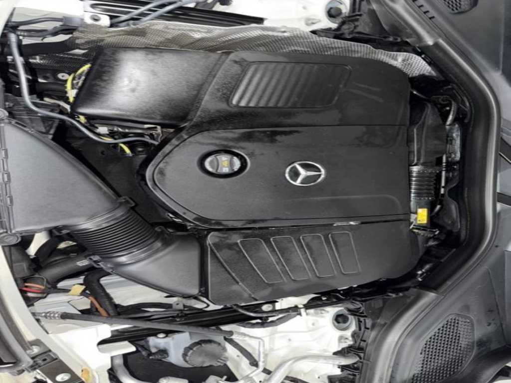 Mercedes-Benz GLC클래스(2세대) GLC 300 4매틱 AMG 라인 - 19