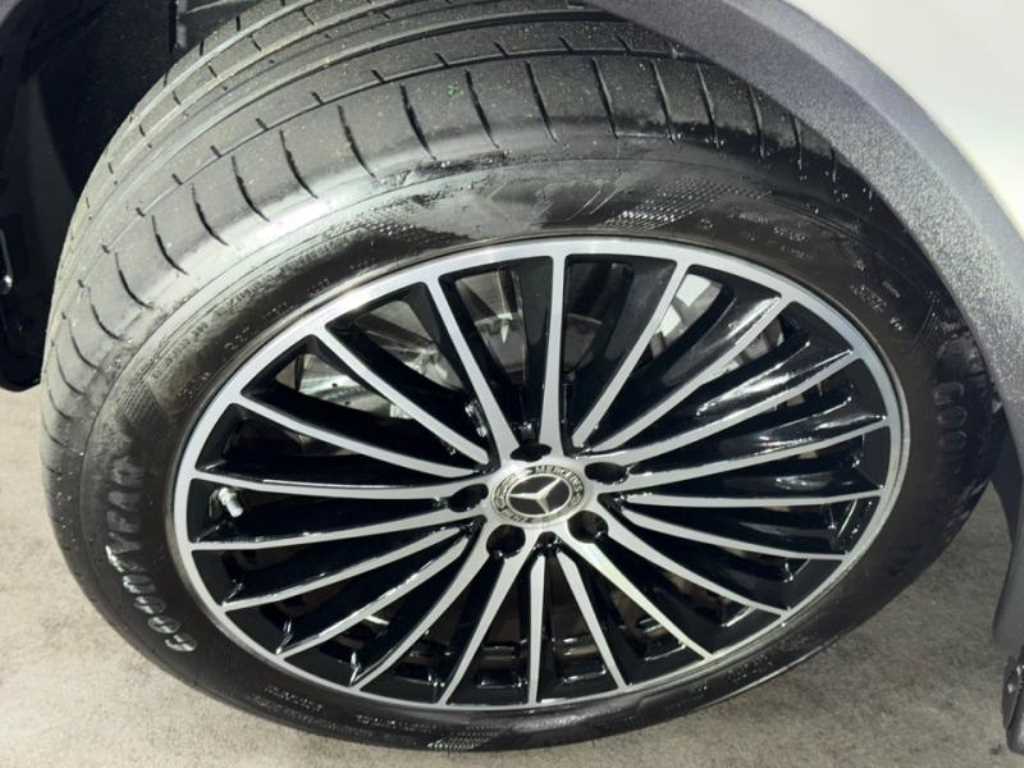 Mercedes-Benz GLC클래스(2세대) GLC 300 4매틱 AMG 라인 - 20