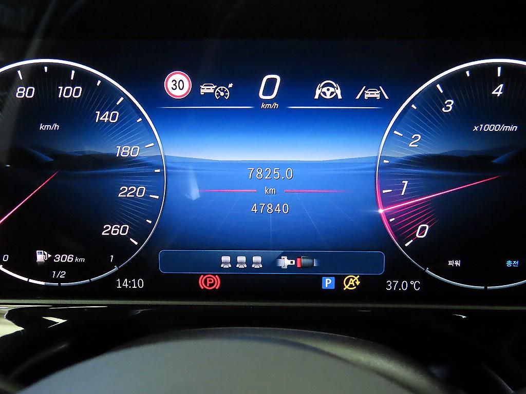 벤츠 E클래스(6세대) E300 4매틱 AMG 라인 - 9