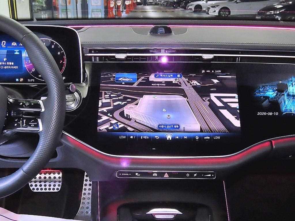 벤츠 E클래스(6세대) E300 4매틱 AMG 라인 - 11