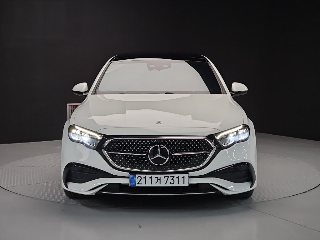 벤츠 E클래스(6세대) E200 AMG 라인 - 2