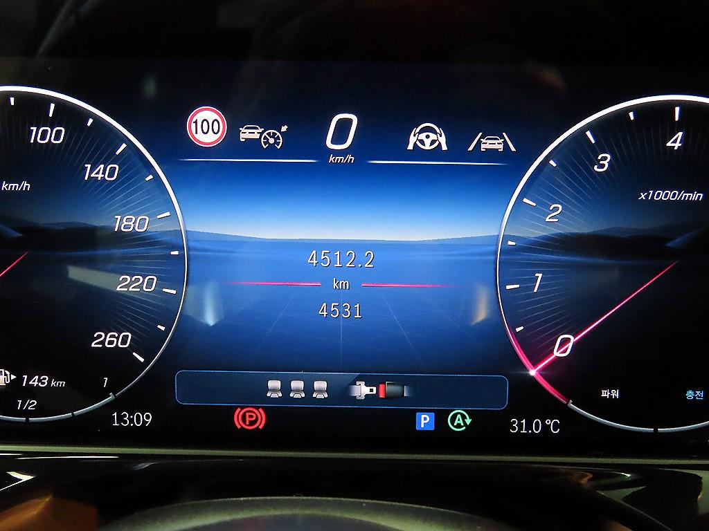 벤츠 E클래스(6세대) E300 4매틱 AMG 라인 - 9