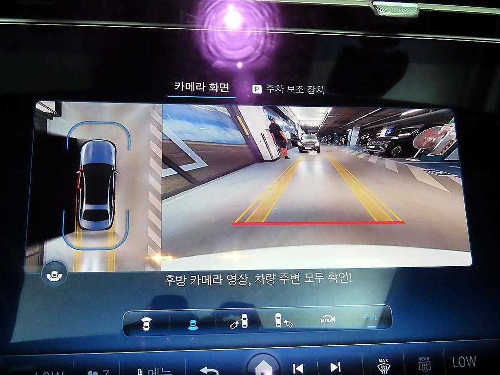 벤츠 E클래스(6세대) E220d 4매틱 익스클루시브 - 13
