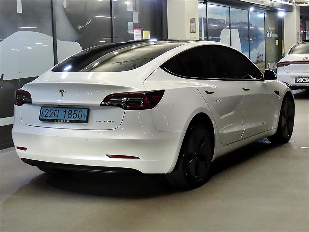 Tesla Model 3 AWD 롱 레인지 - 4