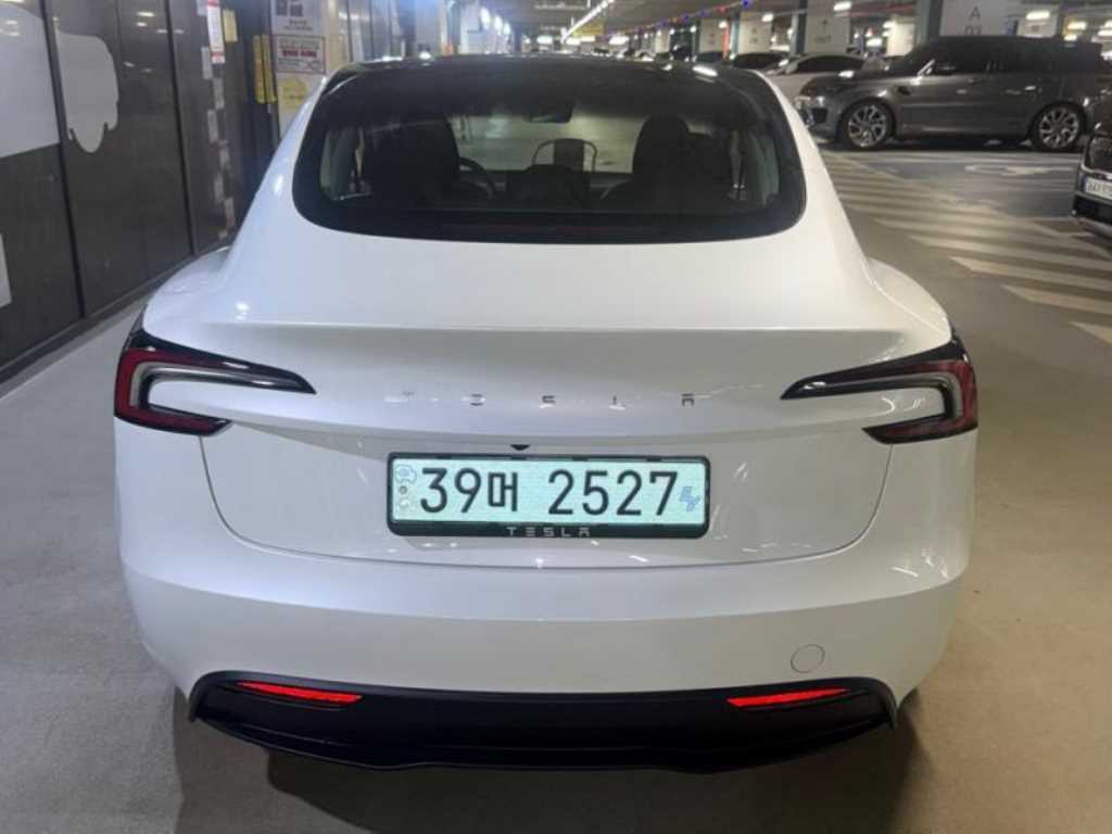 테슬라 모델 3 RWD - 5