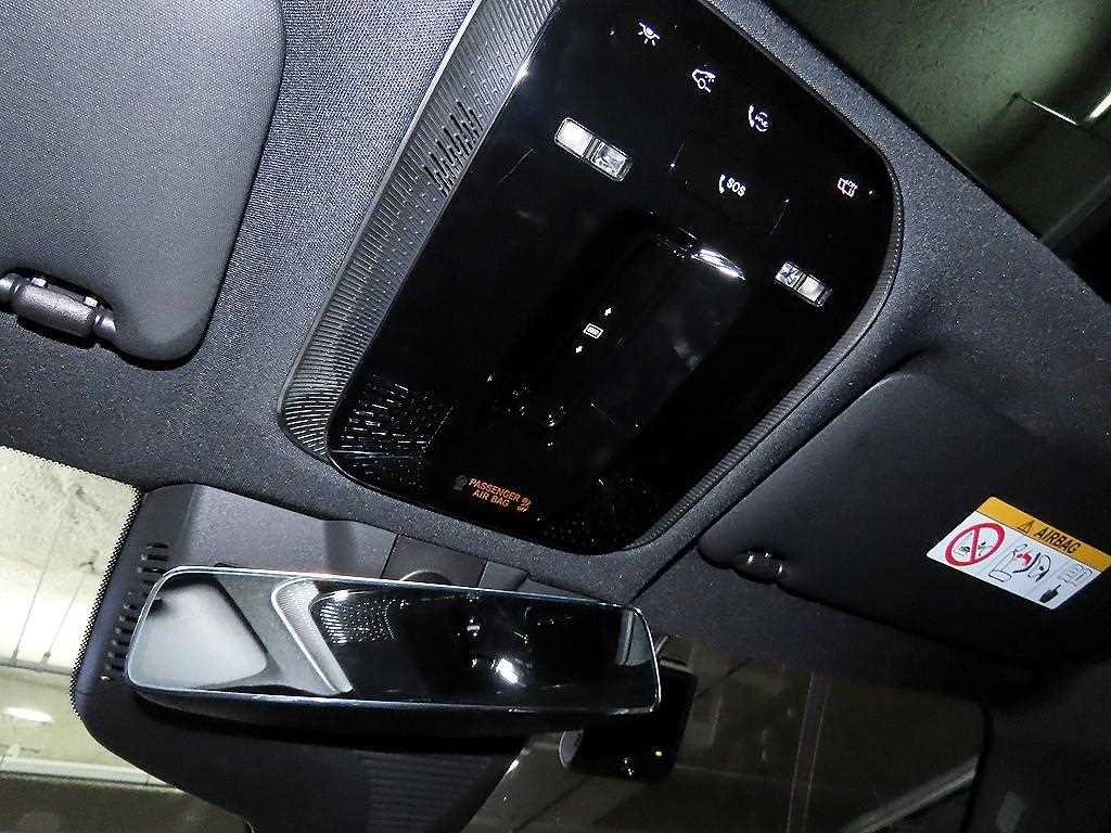 벤츠 E클래스(6세대) E300 4매틱 AMG 라인 - 16