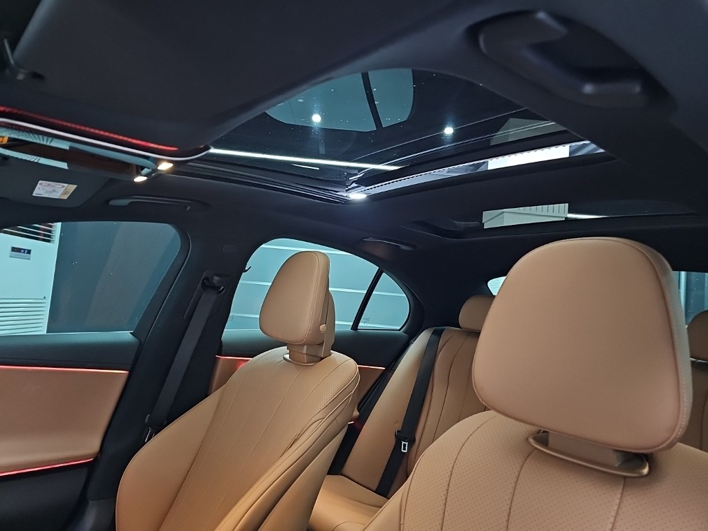 Mercedes-Benz E클래스(6세대) E200 아방가르드 - 14