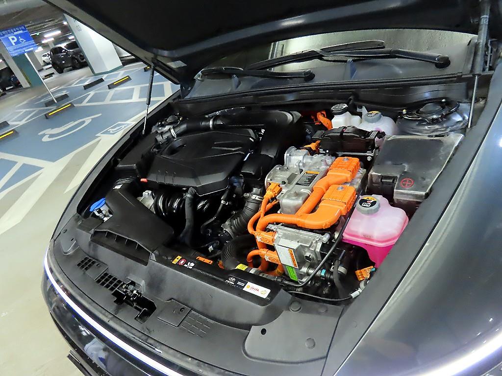 Hyundai Sonata The Edge Hybrid (DN8) 2.0 HEV 익스클루시브 - 19