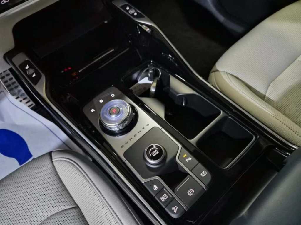 Kia The New Sorento 4th Gen Hybrid 1.6 HEV 2WD 시그니처 - 11