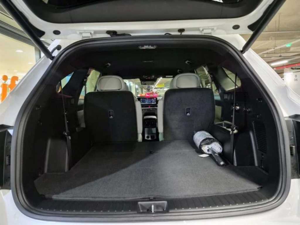 Kia The New Sorento 4th Gen Hybrid 1.6 HEV 2WD 시그니처 - 17