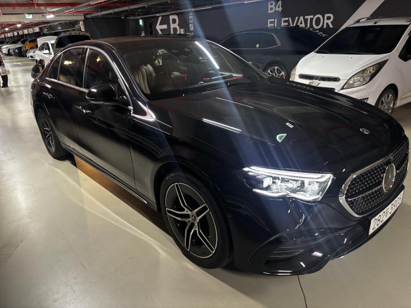 Mercedes-Benz E클래스(6세대) E300 4매틱 AMG 라인 - 3