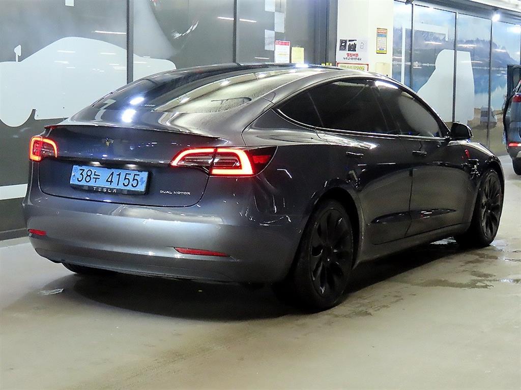 테슬라 모델 3 AWD 롱 레인지 - 4