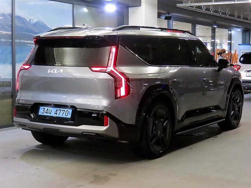 기아 EV9 롱레인지 4WD GT 라인 - 4