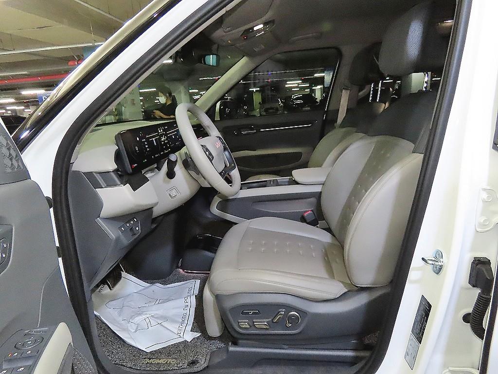 기아 EV9 롱레인지 4WD 어스 - 6