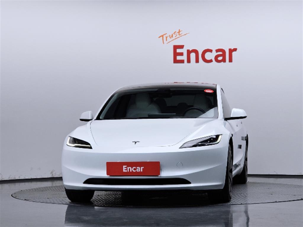 Tesla Model 3 RWD - 3