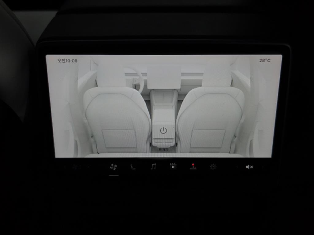 Tesla Model 3 RWD - 13