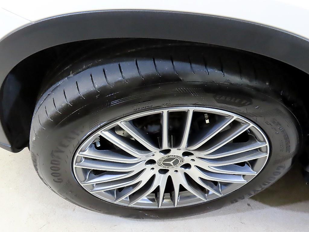 벤츠 GLC클래스(2세대) GLC 220d 4매틱 - 20